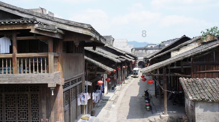 道指、标普续创新高!斯一政党领导人当街遭枪杀!现货运价松动,集运指数(欧线)期价回落